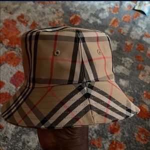 Brand new Burberry bucket